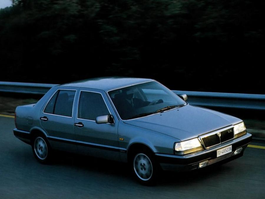  Lancia Thema 1984 года  (фото 19 из 26)